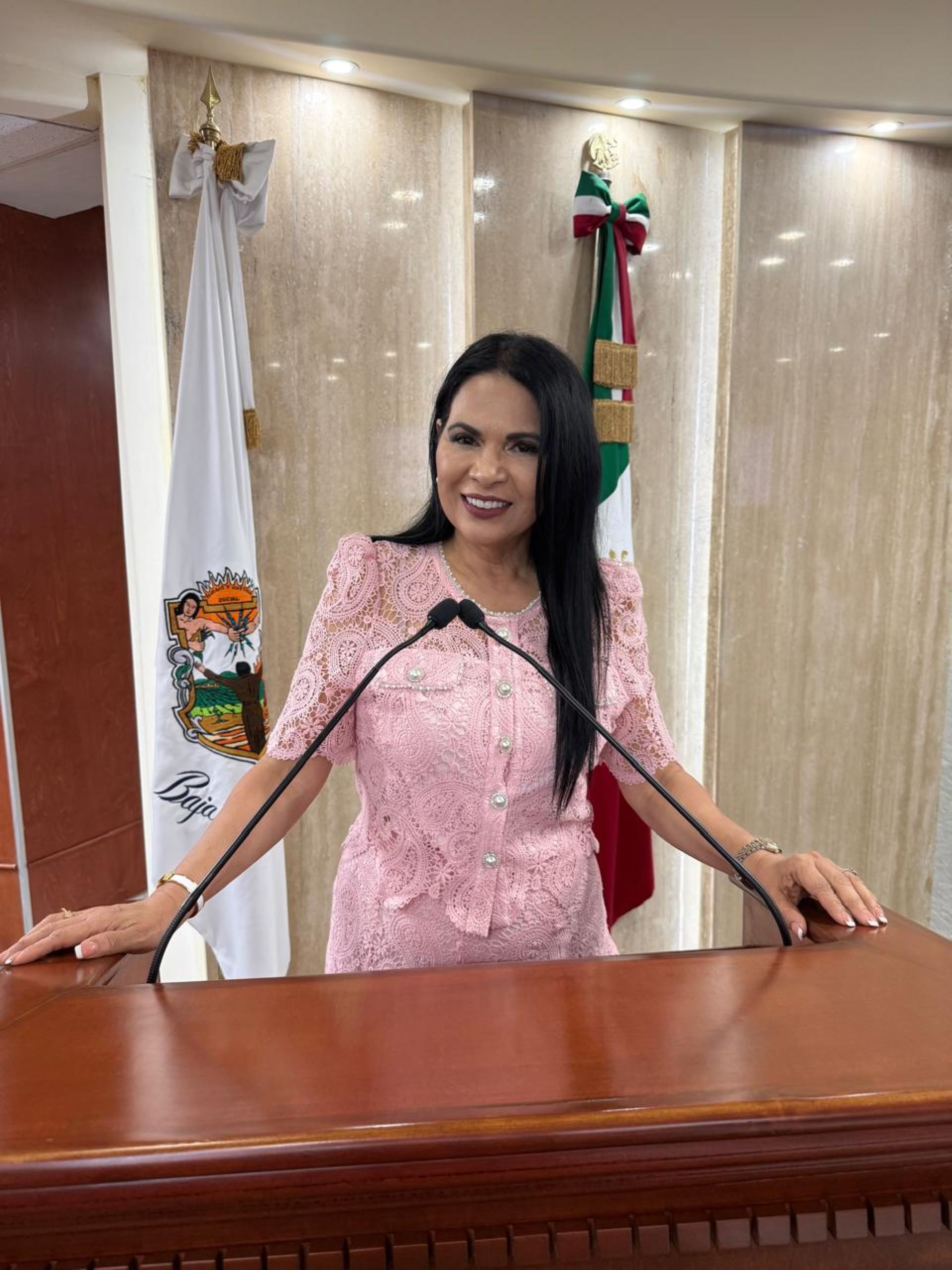 Exhorta Congreso mantener tarjeta de circulación impresa adicional a la digital en Baja California