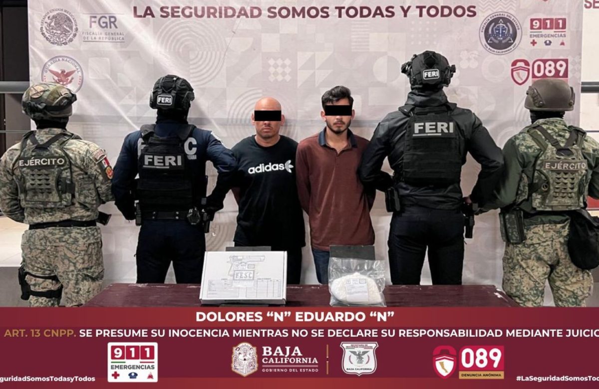 Asegura FESC a dos hombres e incauta arma, cargador, cartuchos y droga en Tijuana