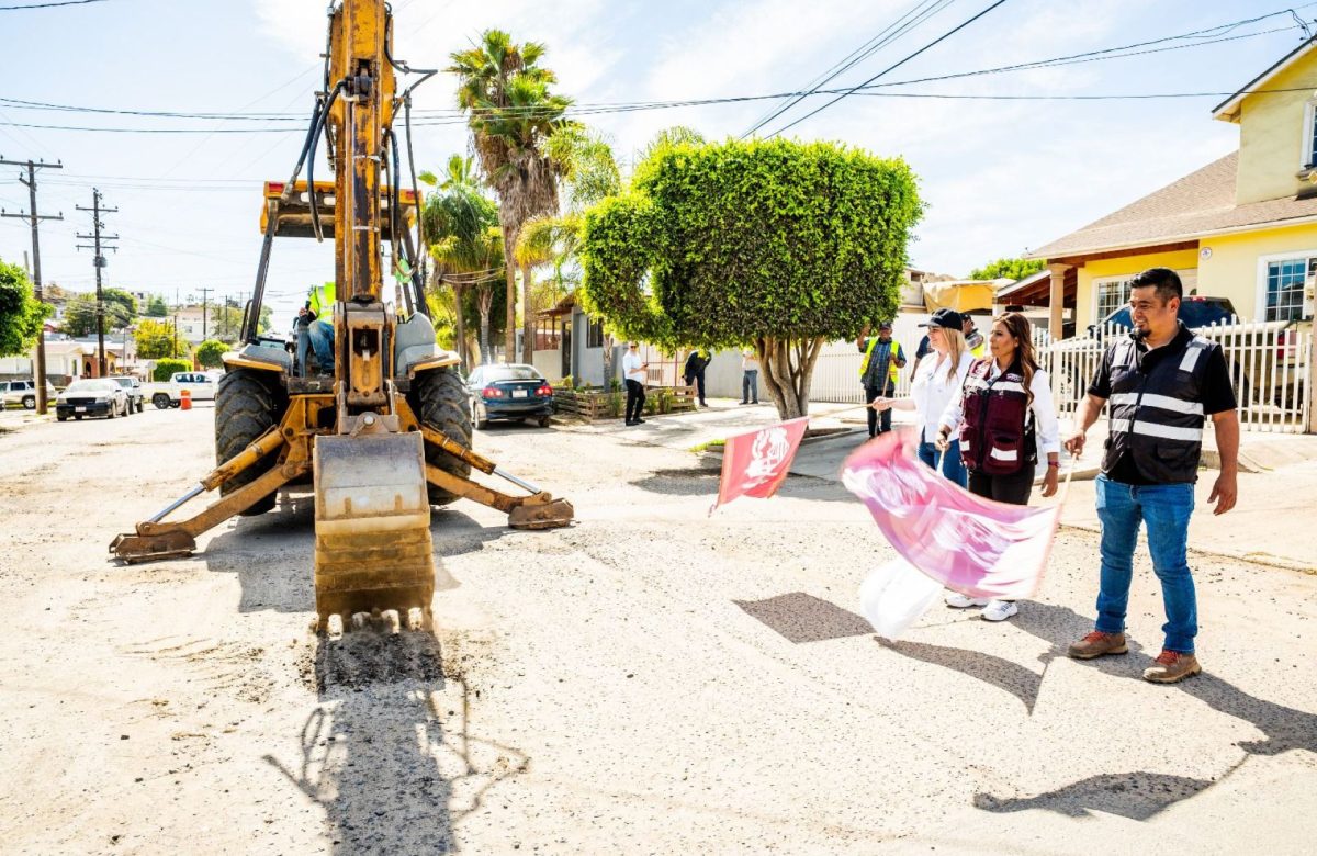 Da alcaldesa Claudia Agatón arranque a la rehabilitación de la avenida Ryerson entre 16 y Ámbar