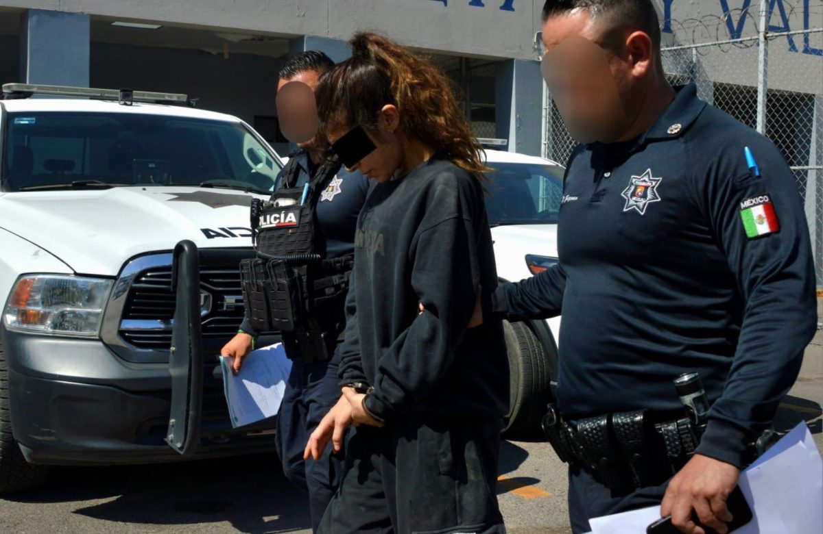 Captura Policía Municipal de Mexicali a mujer prófuga de la justicia en Estados Unidos
