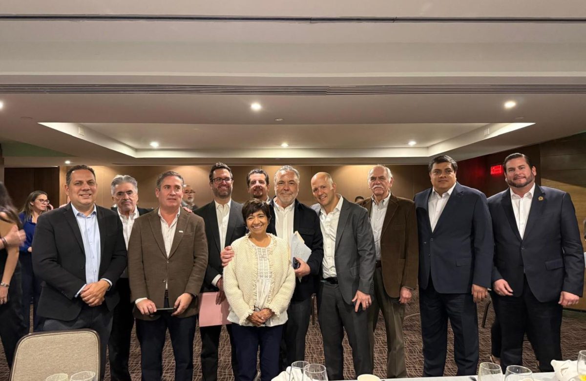 Se suma Ismael Burgueño a la estrategia nacional para ampliar acceso a la vivienda