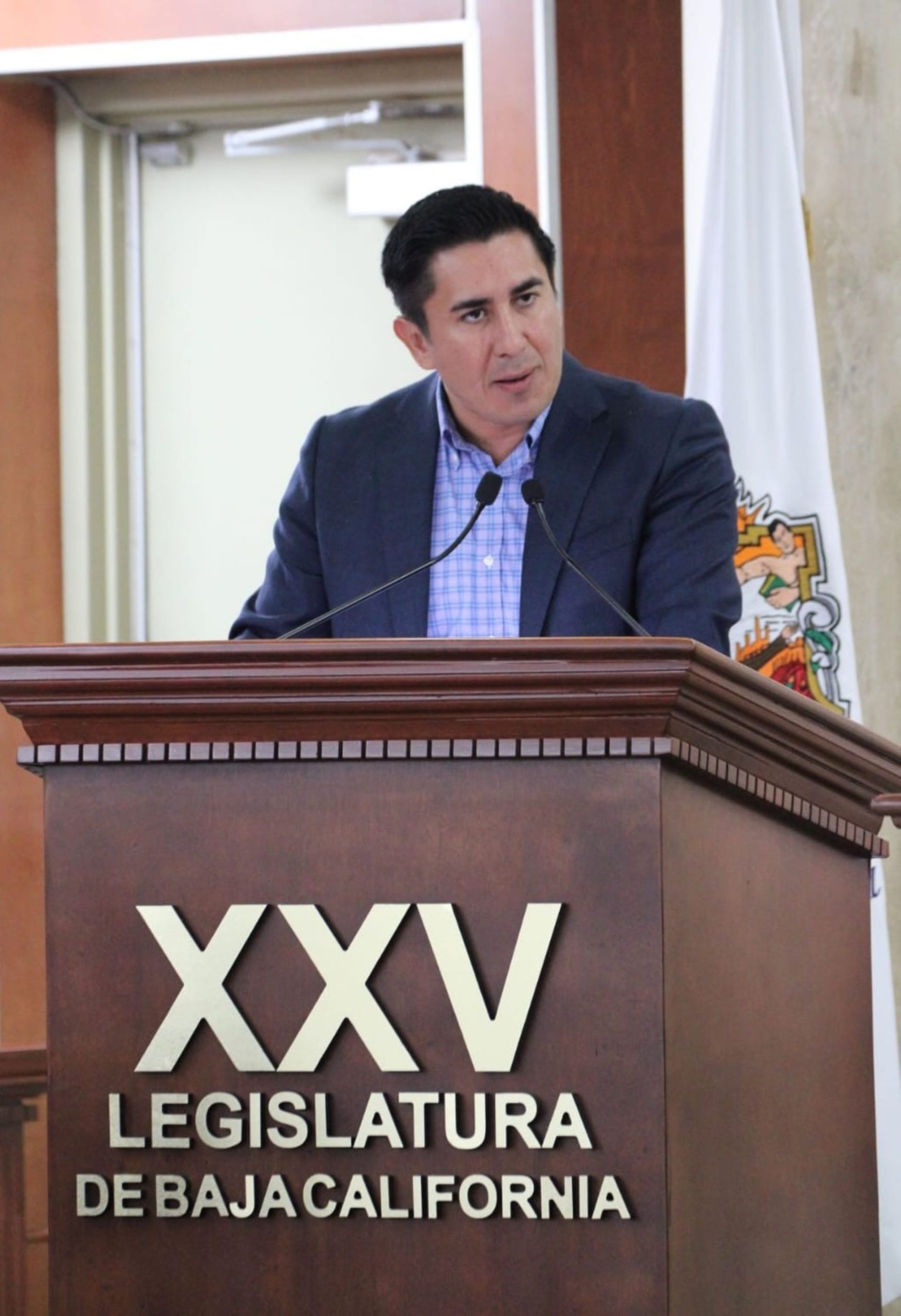 Diputado Diego Echevarría presenta la “Ley Vicente” para proteger la infancia en BC